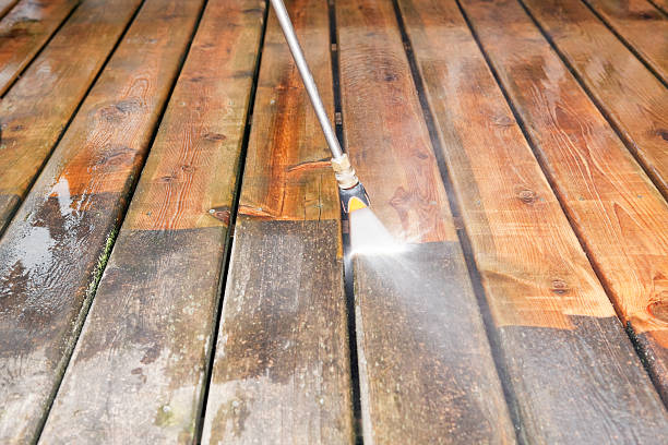 Best Deck Pressure Washing  in Victor, ID